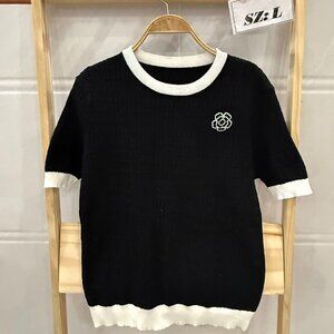 Black White Trim Floral Embroidered Knit Chic Tee ✨